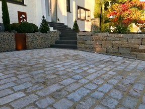 Scheuermann-Naturstein-Showroom-Pflaster-30